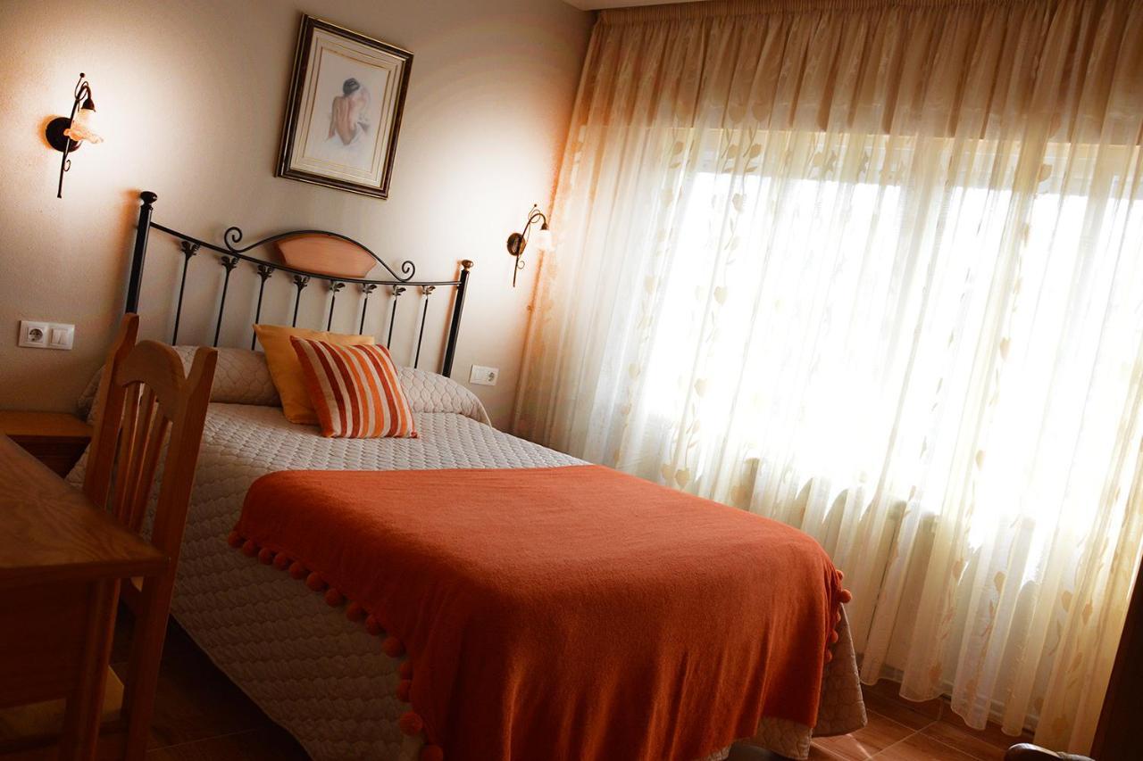Pension Quilmes Vimianzo Экстерьер фото