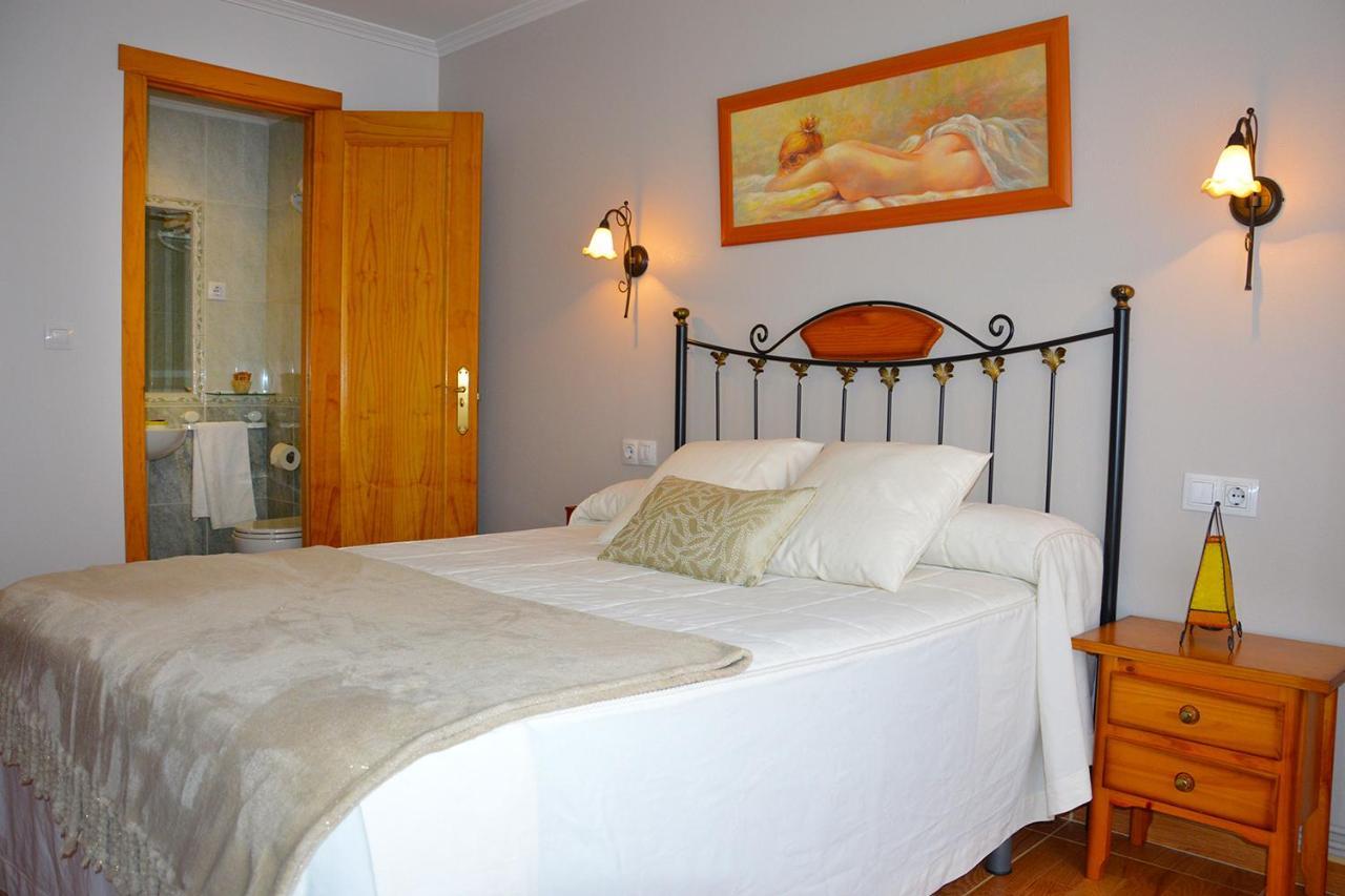 Pension Quilmes Vimianzo Экстерьер фото